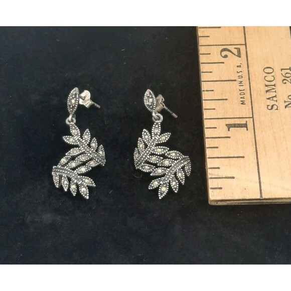 Vintage Estate Sterling Silver 925 Marcasite Olive Leaf Dangling Drop Earrings - Picture 2 of 3